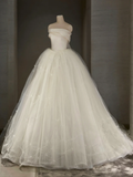 Pretty Ball Gown Strqpless Satin Tulle With Veil Long Wedding Dresses HZ1024